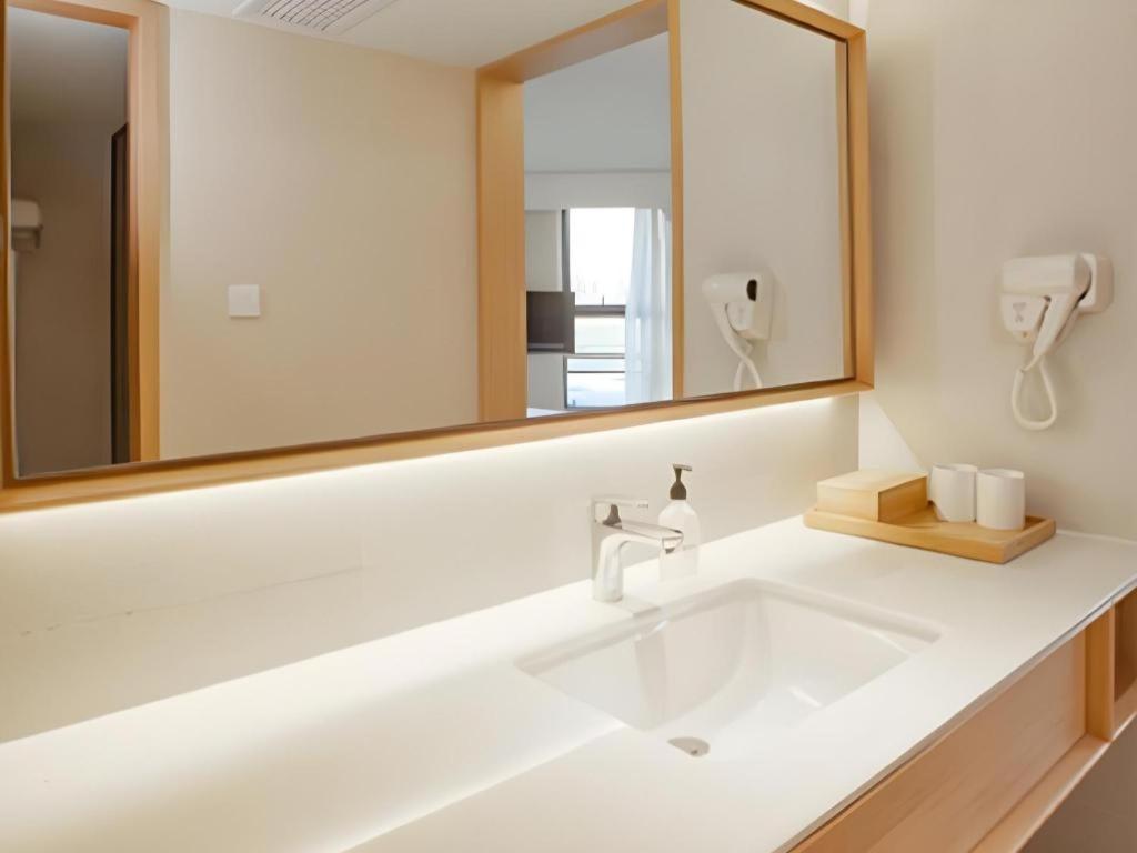 Ji Hotel Chengdu Global Center Ngoại thất bức ảnh